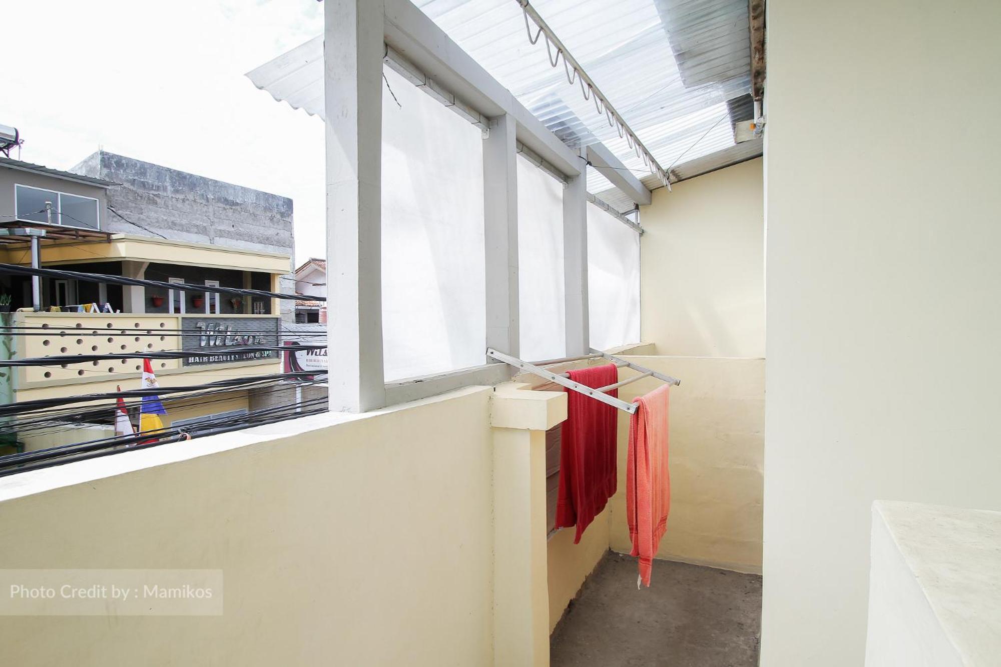 Wisma tamu Griya Mas Ct35 *